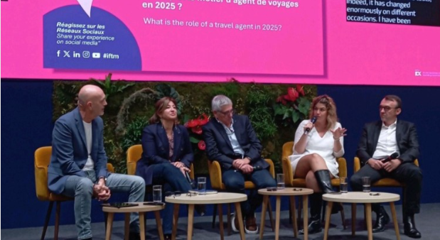Vanessa Loustau en table ronde à l'IFTM sur le métier d'agent de voyages